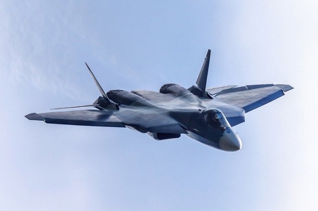 Российский истребитель пятого поколения Су-57