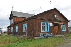 Здание аэродрома в Усть-Коксе