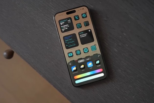 iPhone с установленной iOS 18