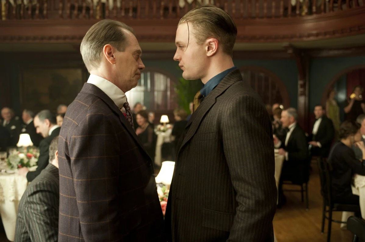 Кадр из сериала «Подпольная империя»