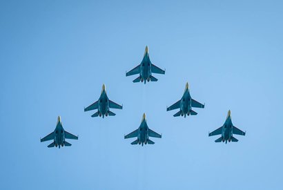 Выступление авиационной группы высшего пилотажа «Русские витязи»