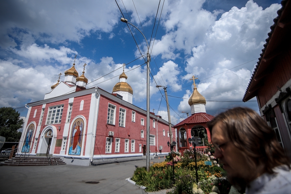 Церкви во имя Михаила Архангела и звонница