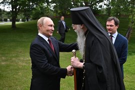 Путин с архиепископом Ситкинским и Аляскинским Алексием