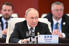 Президент России Владимир Путин на саммите ШОС