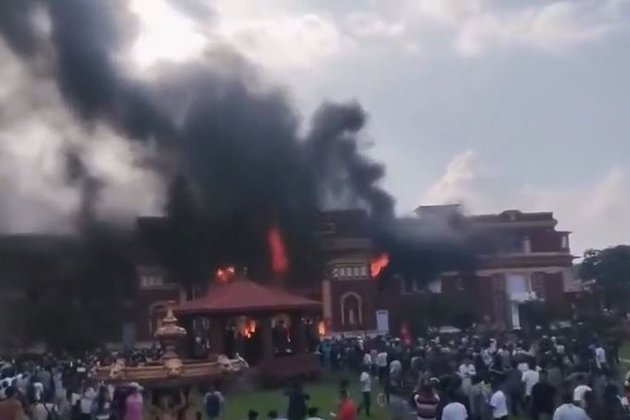 «Протесты зумеров» в Непале после запрета соцсетей