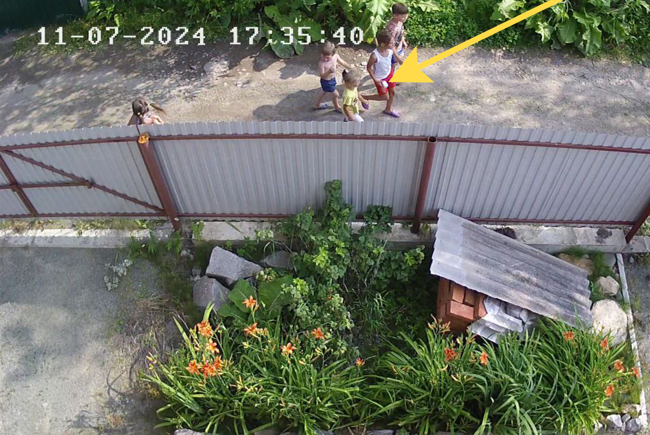 Кадр с камеры видеонаблюдения