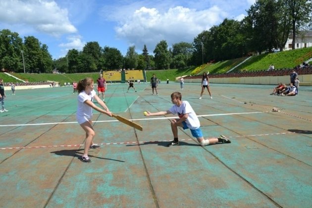 Игра в лапту