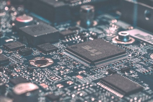 печатная плата с функцией самоликвидации