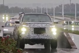 Семиместный внедорожник Sollers от УАЗа на испытаниях