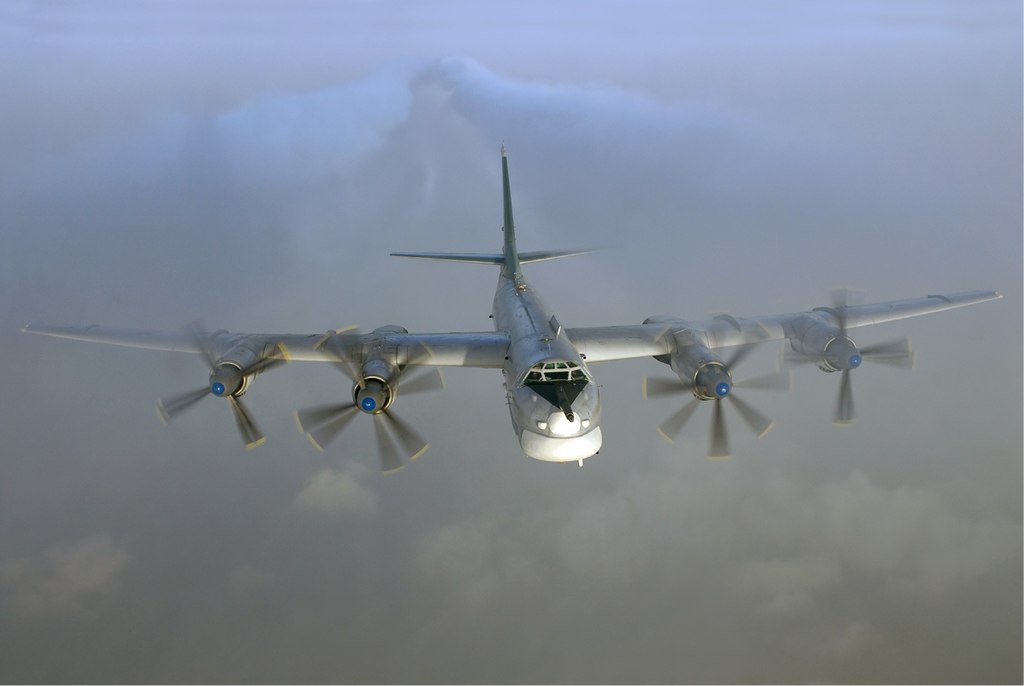 Ту-95МС может наносить ядерные или высокоточные удары крылатыми ракетами