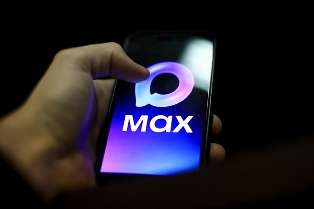 Мессенджер Max