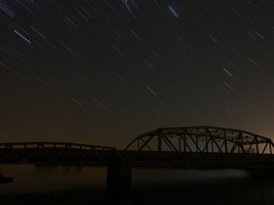 Метеорный поток Леониды