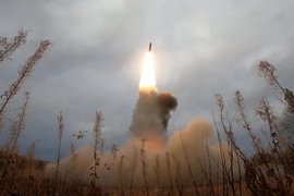 Пуск баллистической ракеты «Ярс»