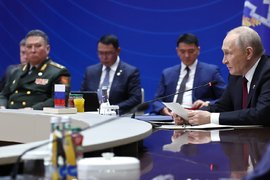Президент России Владимир Путин на саммите ОДКБ