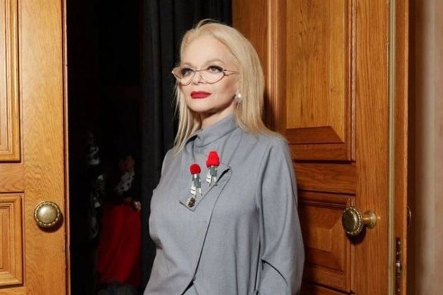 Лариса Долина