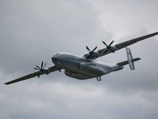 Военно-транспортный самолет Ан-22 «Антей»