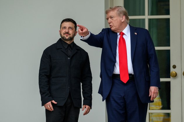 Дональд Трамп убеждает Владимира Зеленского пойти на мирное соглашение с Москвой