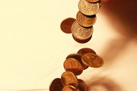 14 декабря принято пересчитывать деньги