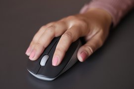 Компьютерная мышь Logitech M190