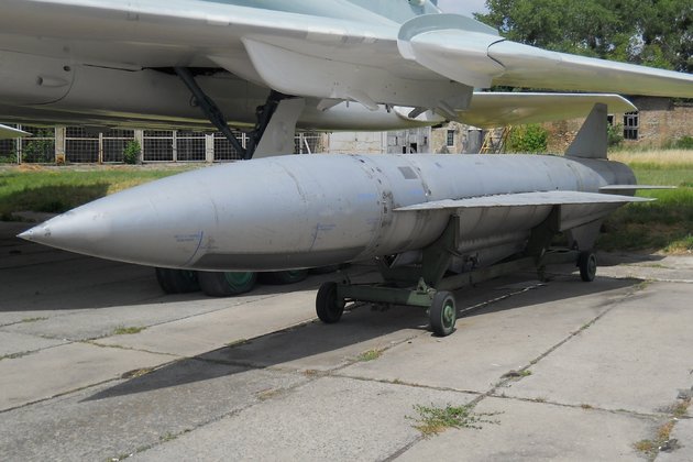 Российская крылатая ракета X-22 «Буря»
