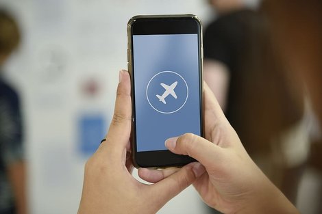 Зачем на смартфоне нужен авиарежим