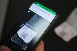 Как отсканировать QR-код смартфоном