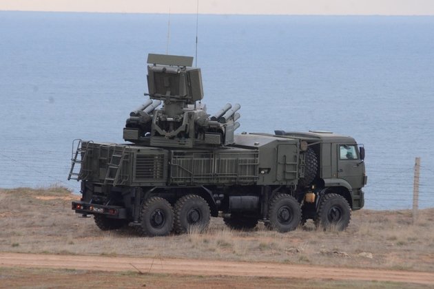 Российский самоходный зенитный ракетно-пушечный комплекс «Панцирь-С»
