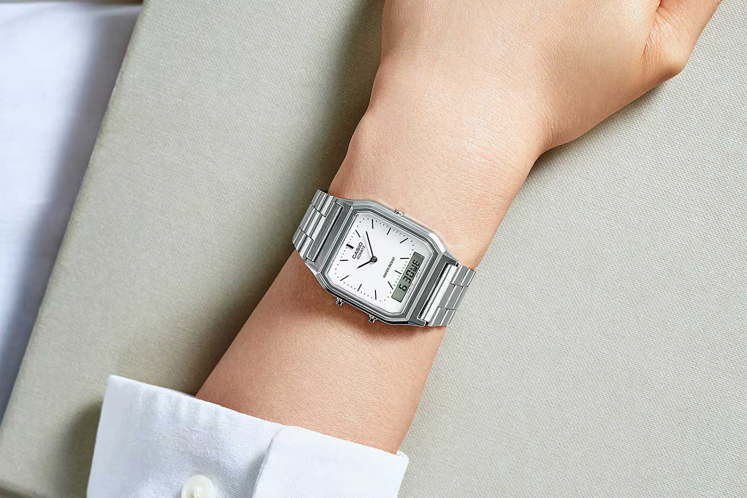 Часы Casio