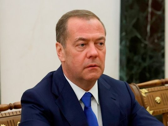Заместитель председателя Совета безопасности РФ Дмитрий Медведев