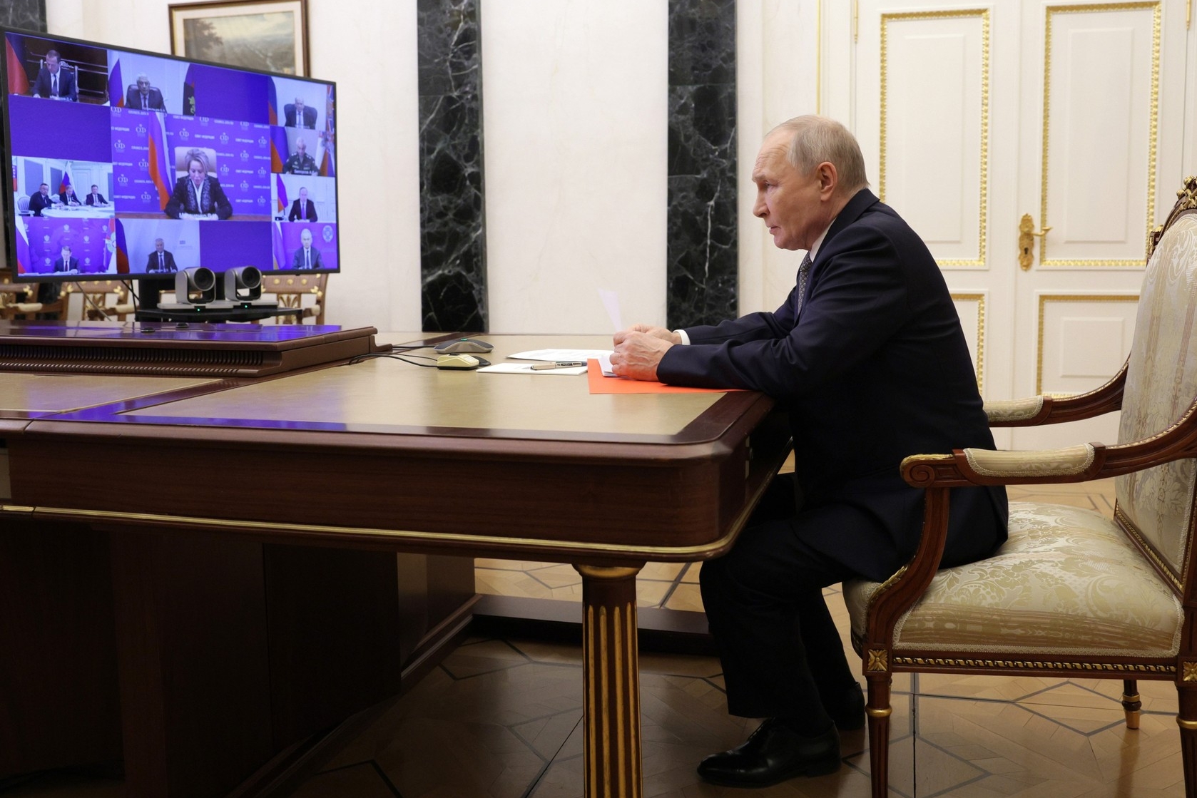 Путин поднял на Совбезе вопрос защиты критической инфраструктуры