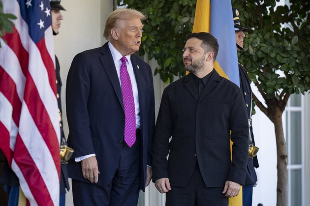 Президенты США и Украины Дональд Трамп и Владимир Зеленский