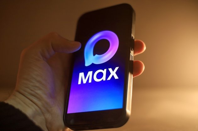 Мессенджер Max