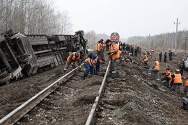 Последствия схода с рельсов поезда №302 Москва — Челябинск
