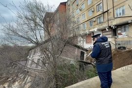 Обрушившийся дом в Махачкале