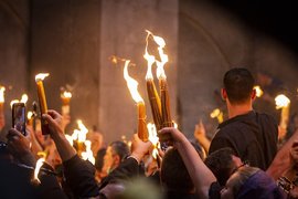 Чудо схождения Благодатного огня