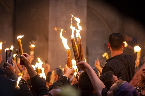 Чудо схождения Благодатного огня