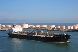 Нефтяной танкер