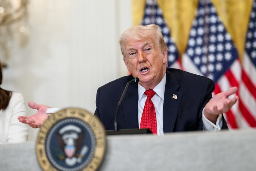 Трамп назвал единственный способ вернуть Иран к переговорам
