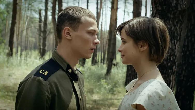 Кадр из сериала «Мотыльки»