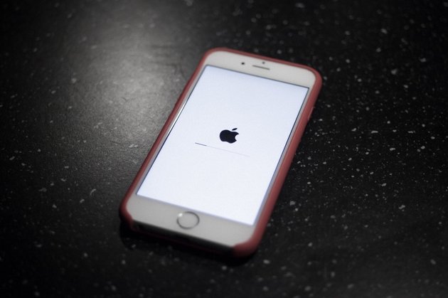 Смартфон iPhone