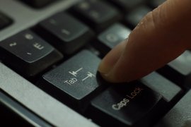 Клавиша Tab на клавиатуре