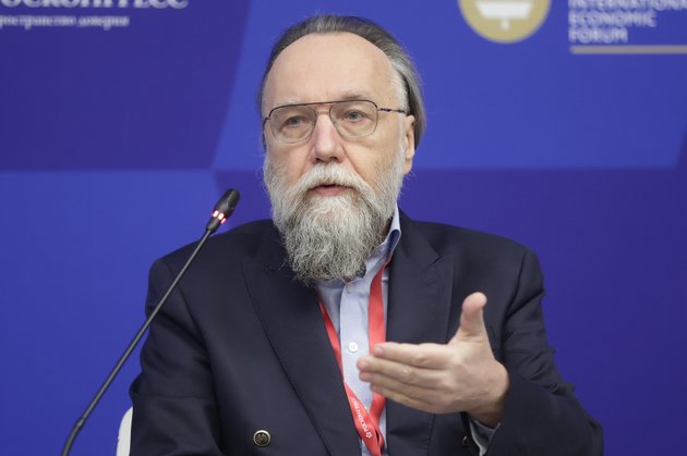 Александр Дугин