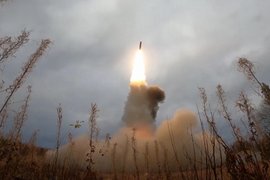 Пуск межконтинентальной баллистической ракеты «Ярс» (армия России)