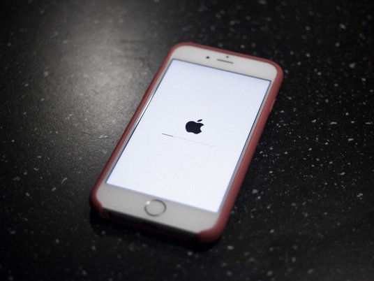 Смартфон iPhone