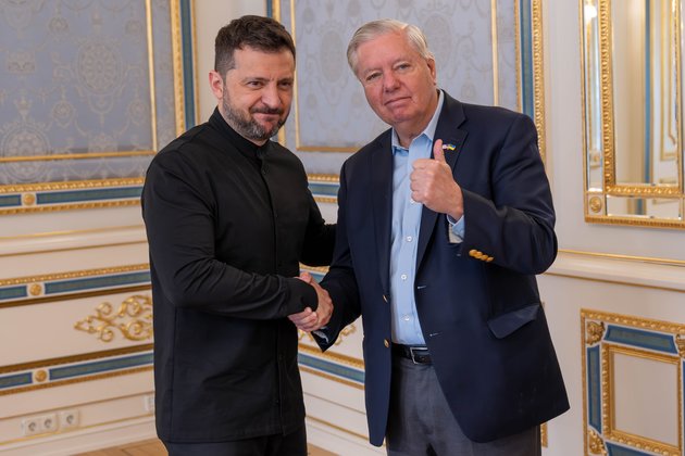 Президент Украины Владимир Зеленский и сенатор США Линдси Грэм