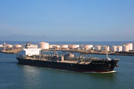 Нефтяной танкер