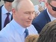 Президент России Владимир Путин общается с жителями Новосибирска