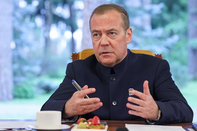 Зампредседателя Совета безопасности РФ, председатель «Единой России» Дмитрий Медведев