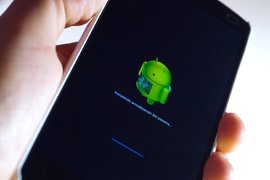 Смартфон, Android
