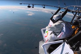 Россиянин прыгнул из стратосферы и установил мировой рекорд